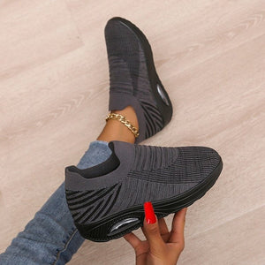 Women's low top fly woven casual sneakers - Libiyi